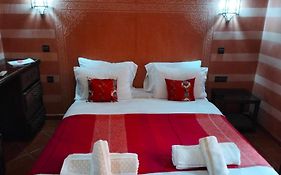 Riad Green Lotus